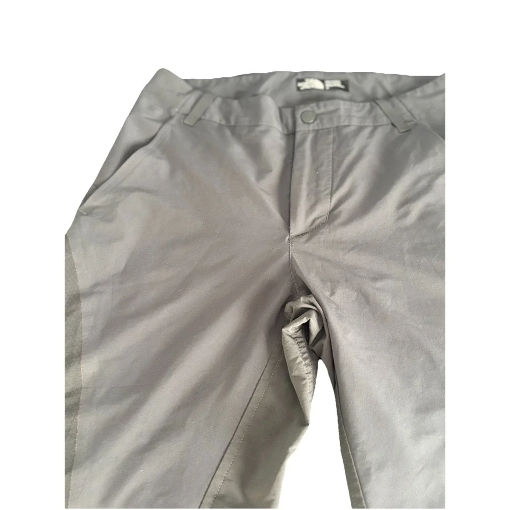 The North Face Mens Waist 30 X 9 Performance Shorts Dark Grey Utility